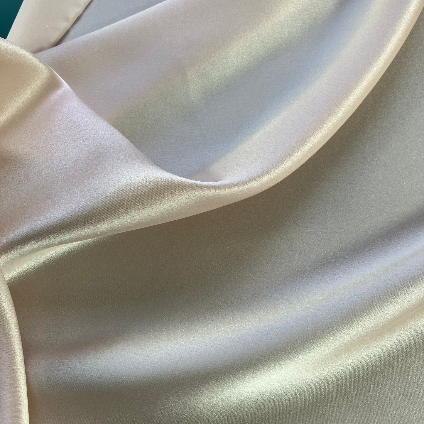 22 Momme Pink Silk Satin Crepe 114cm Width